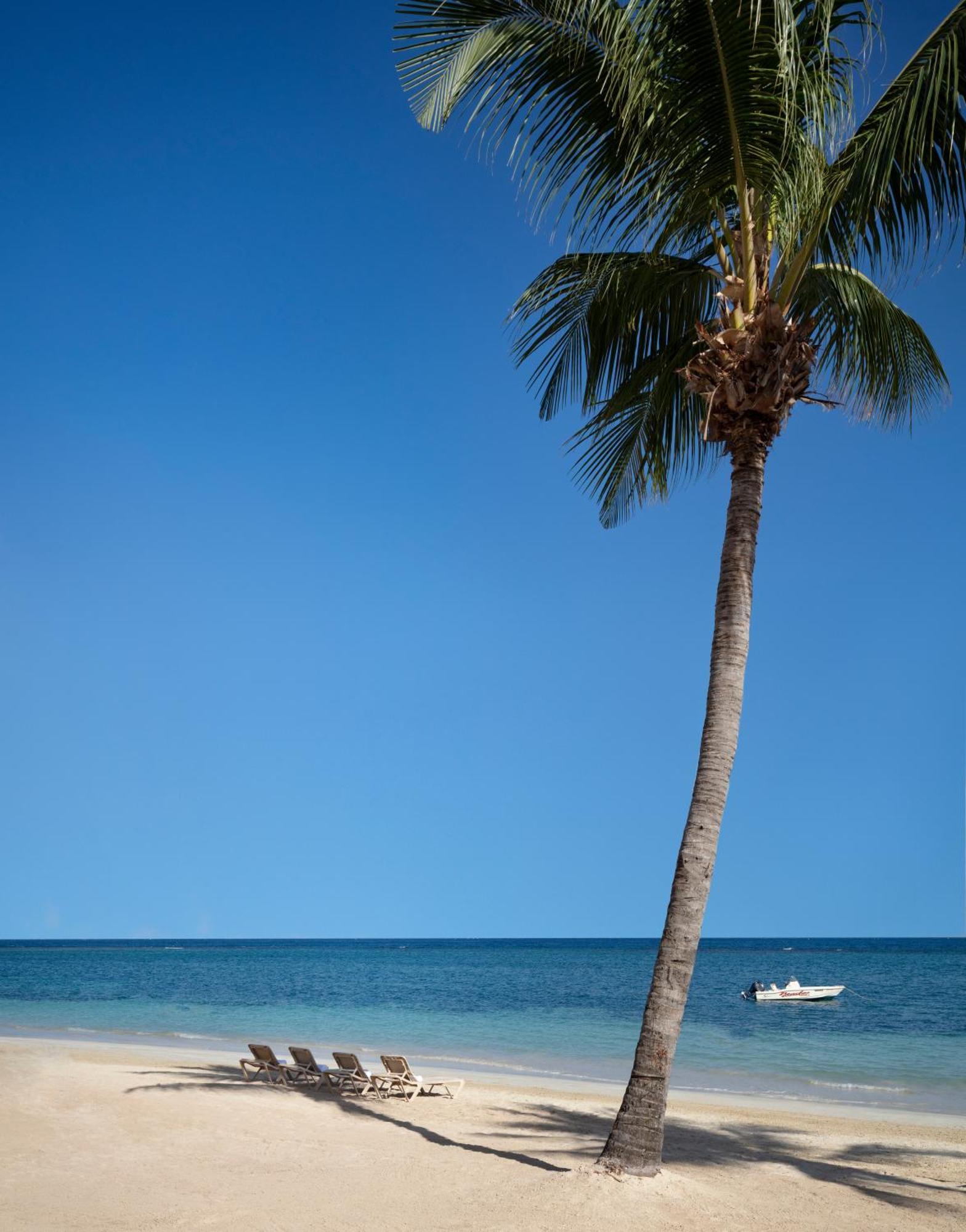 Beaches Ocho Rios A Spa & Golf Esterno foto